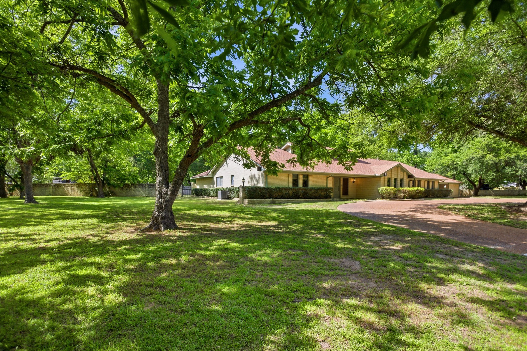 503 Christopher Street Quitman TX 75783