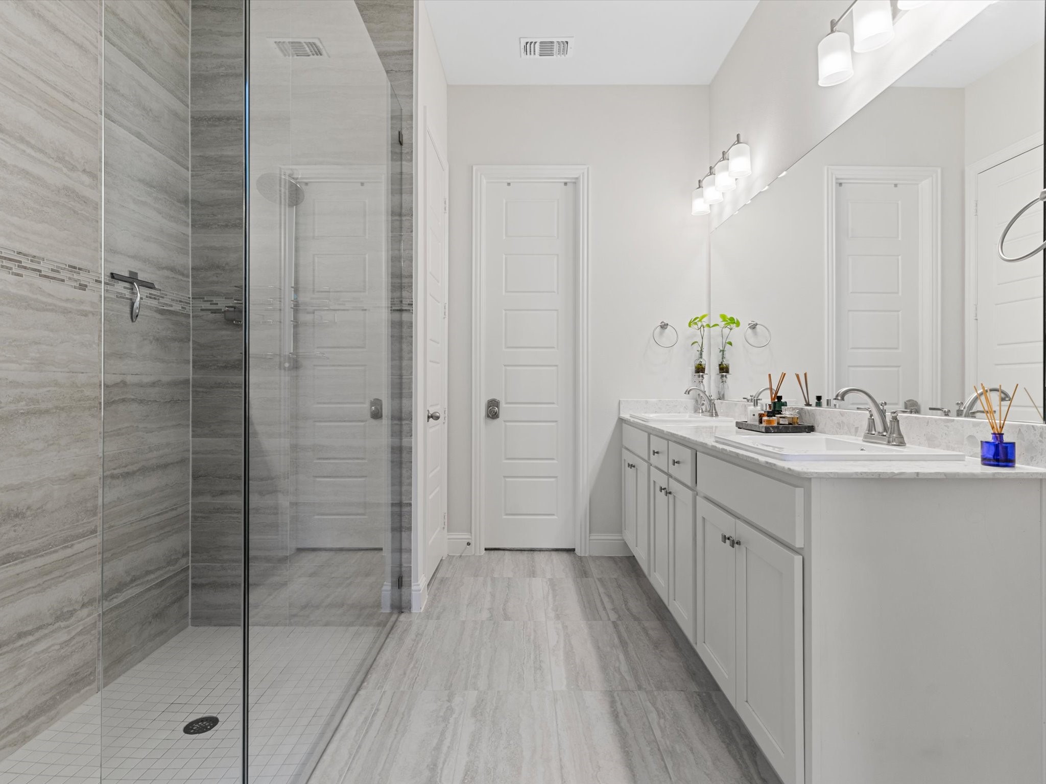 12953 Wimbledon Way Farmers Branch TX 75234
