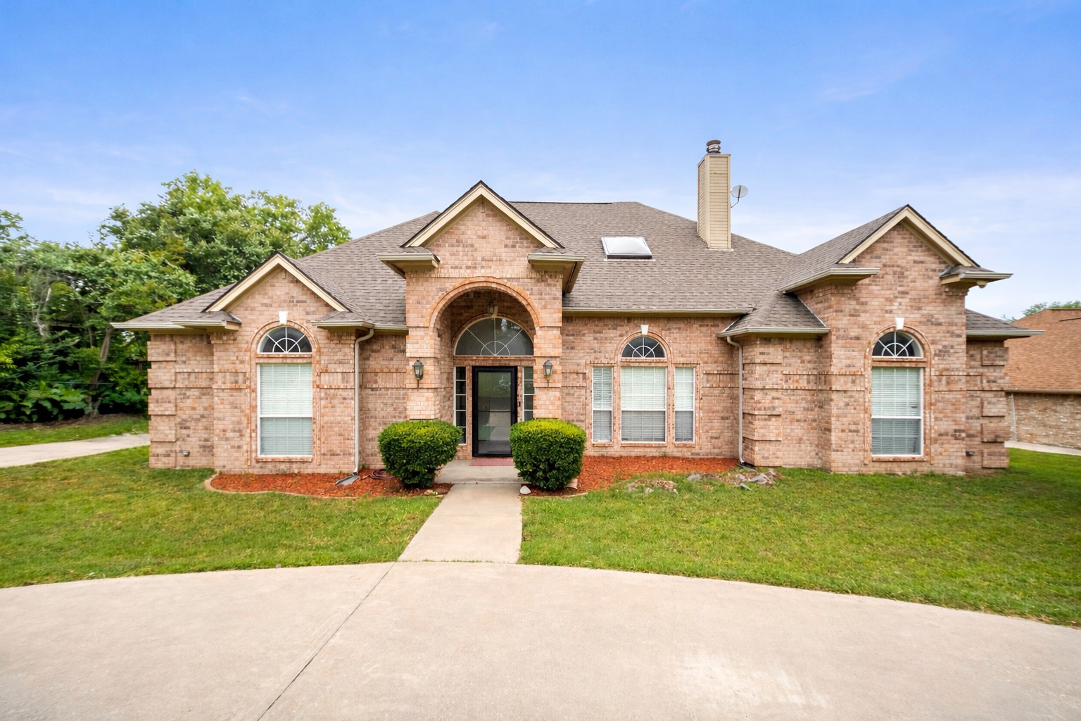 12020 Younger Court Azle TX 76020