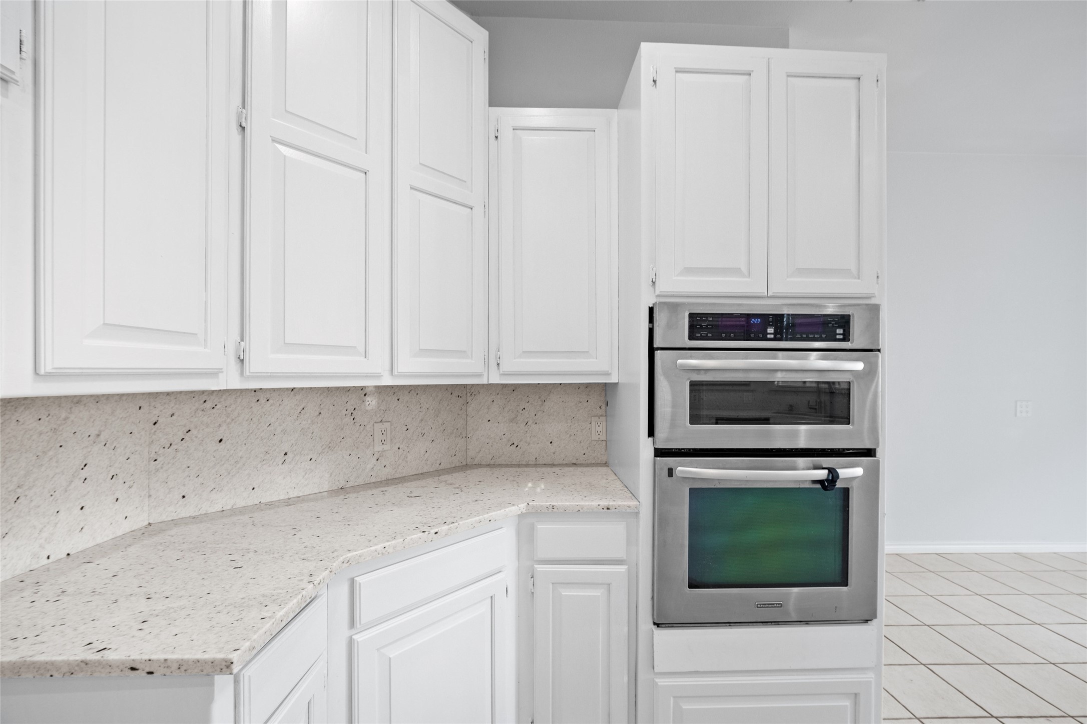 12020 Younger Court Azle TX 76020