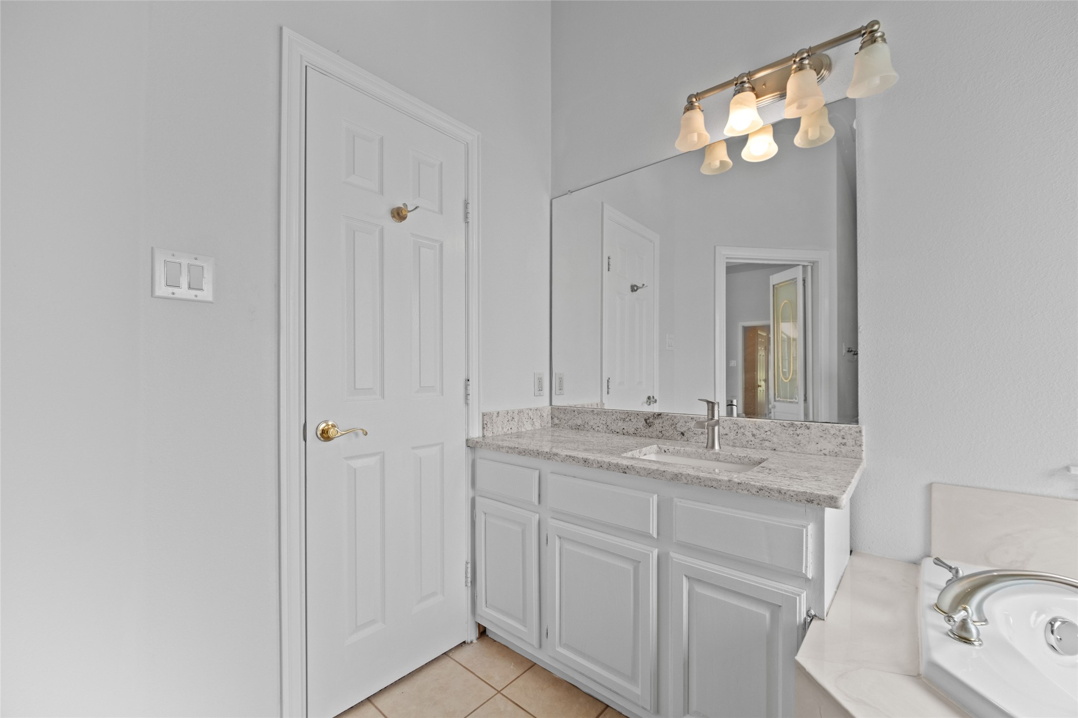 12020 Younger Court Azle TX 76020
