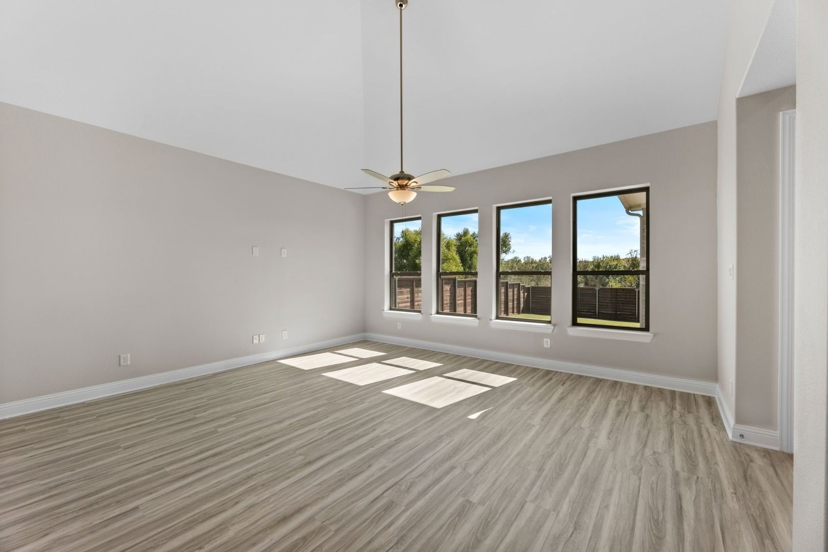 2040 Diamond Cove Mesquite TX 75181