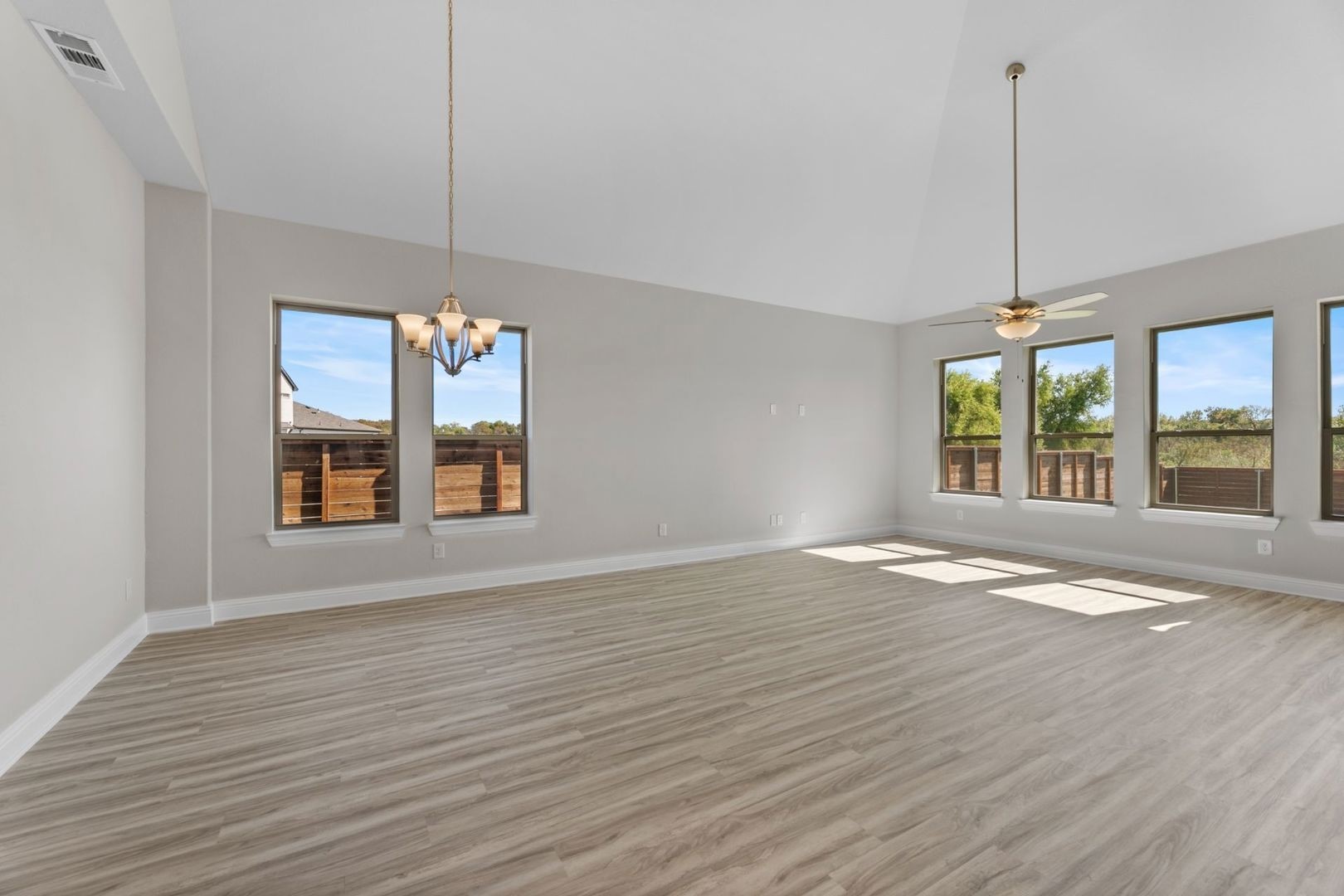 2040 Diamond Cove Mesquite TX 75181