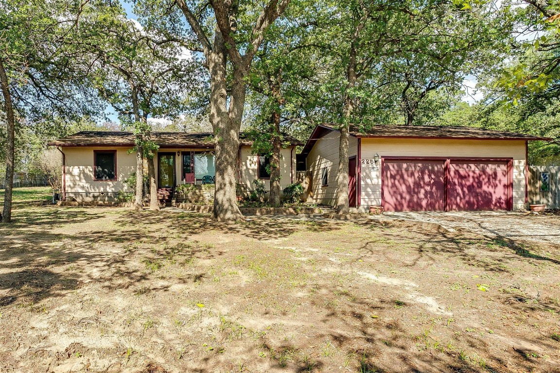 225 School Street Azle TX 76020