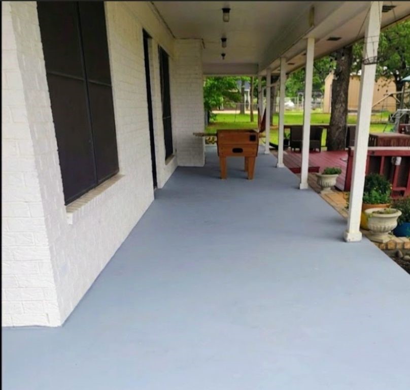 2524 Mockingbird Road Burleson TX 76028