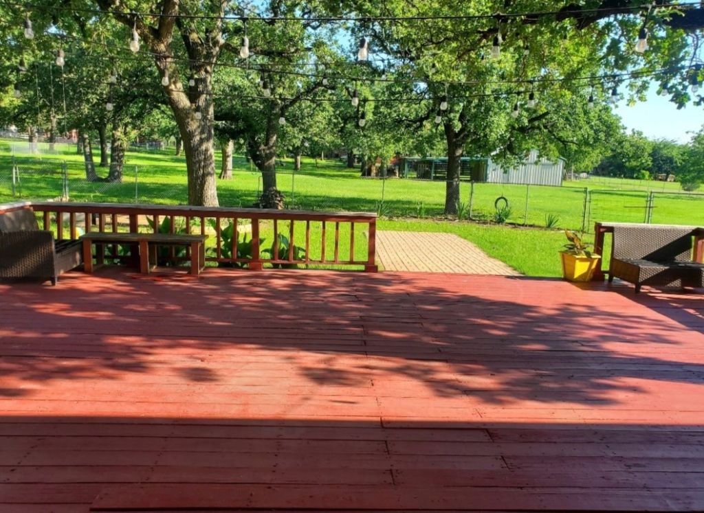 2524 Mockingbird Road Burleson TX 76028