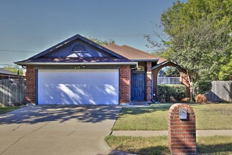 870 Valleybrooke Drive Arlington TX 76001