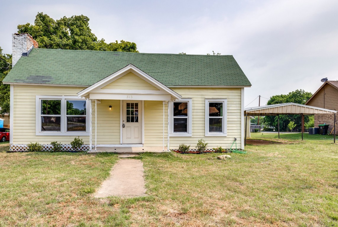 313 W Boyd Avenue Boyd TX 76023
