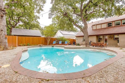 1505 N Riverside Drive Fort Worth TX 76111