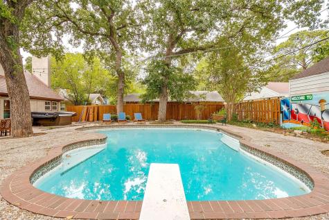 1505 N Riverside Drive Fort Worth TX 76111