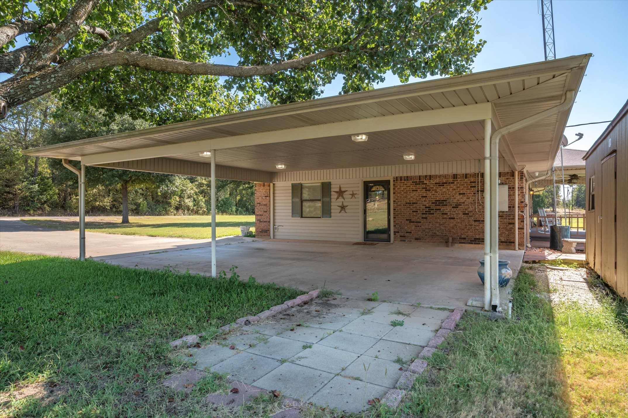 3121 Vz County Road 1215 Grand Saline TX 75140