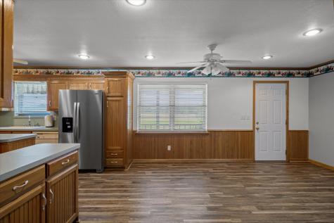 3121 Vz County Road 1215 Grand Saline TX 75140