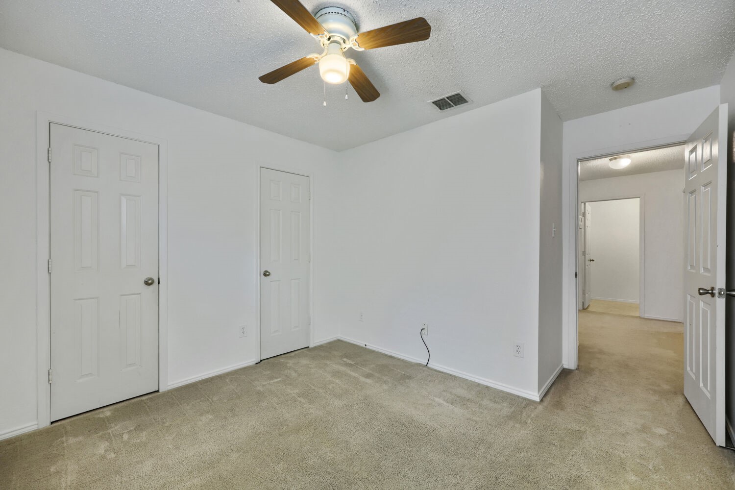 903 Hems Lane Arlington TX 76001
