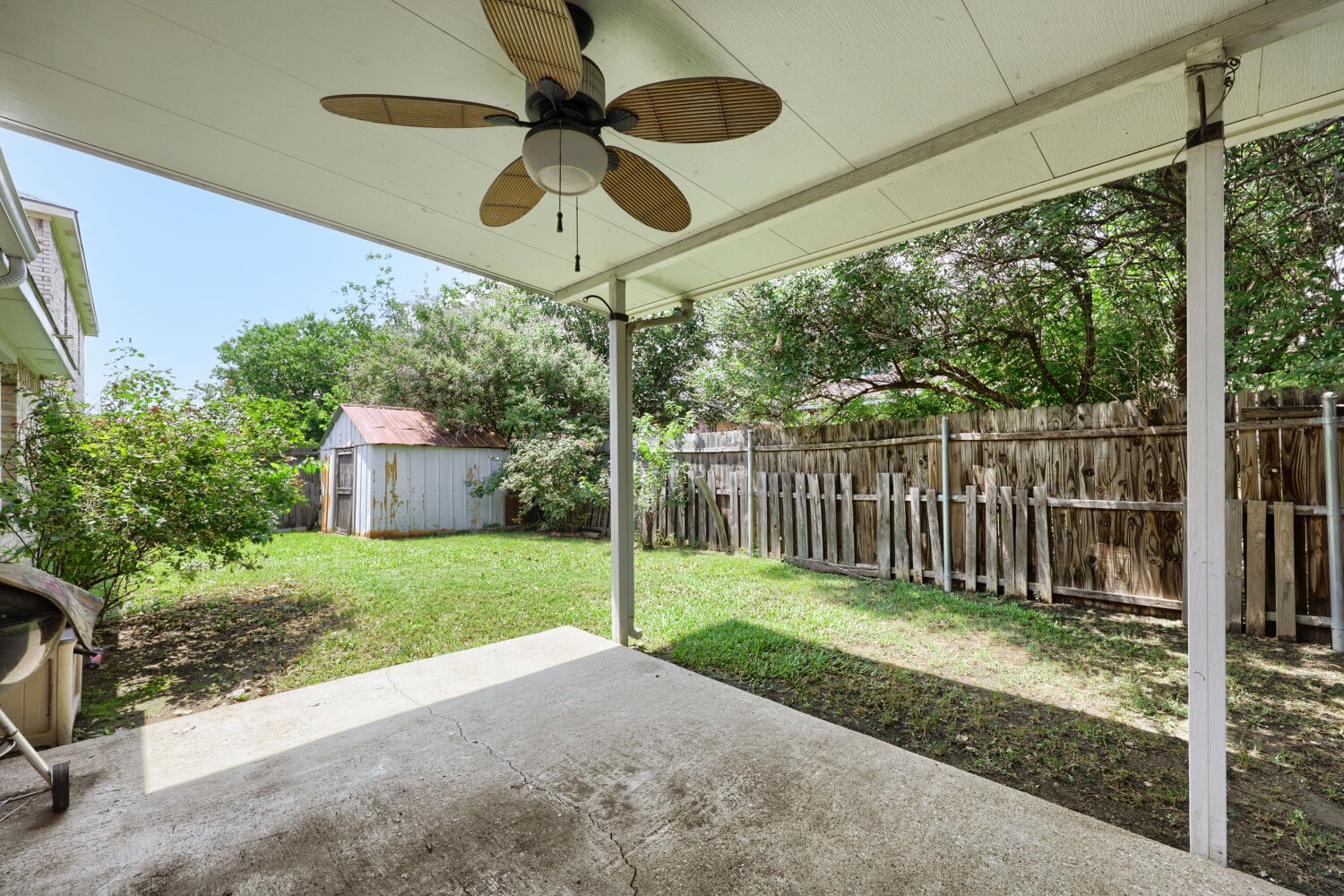 903 Hems Lane Arlington TX 76001