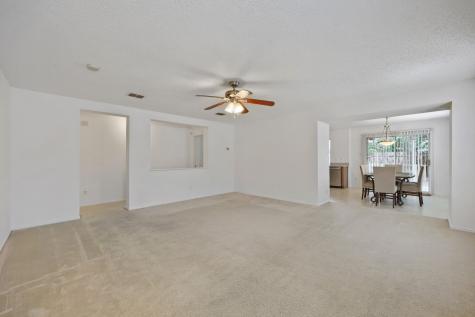 903 Hems Lane Arlington TX 76001