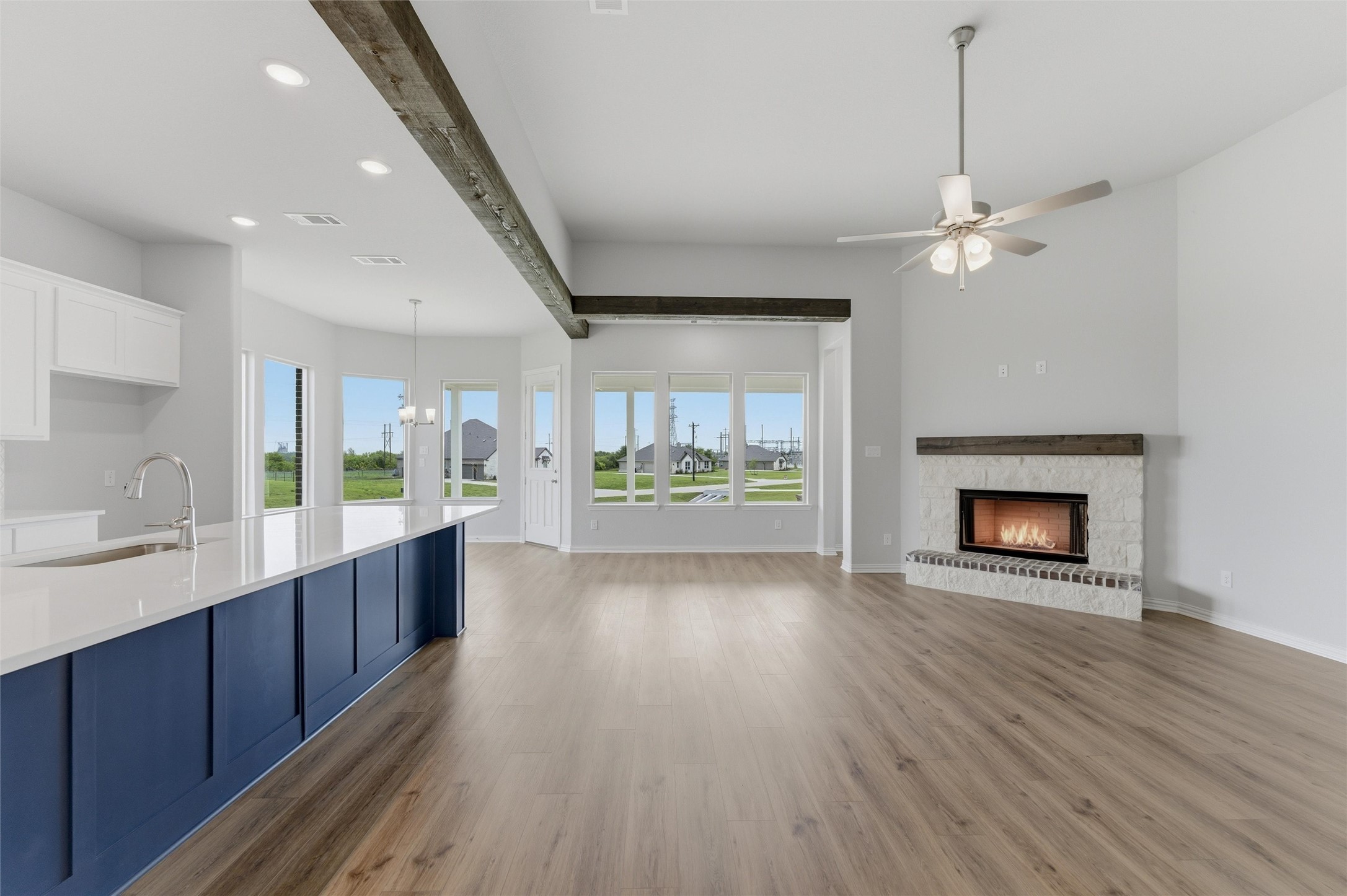 21 Zion Way Valley View TX 76272