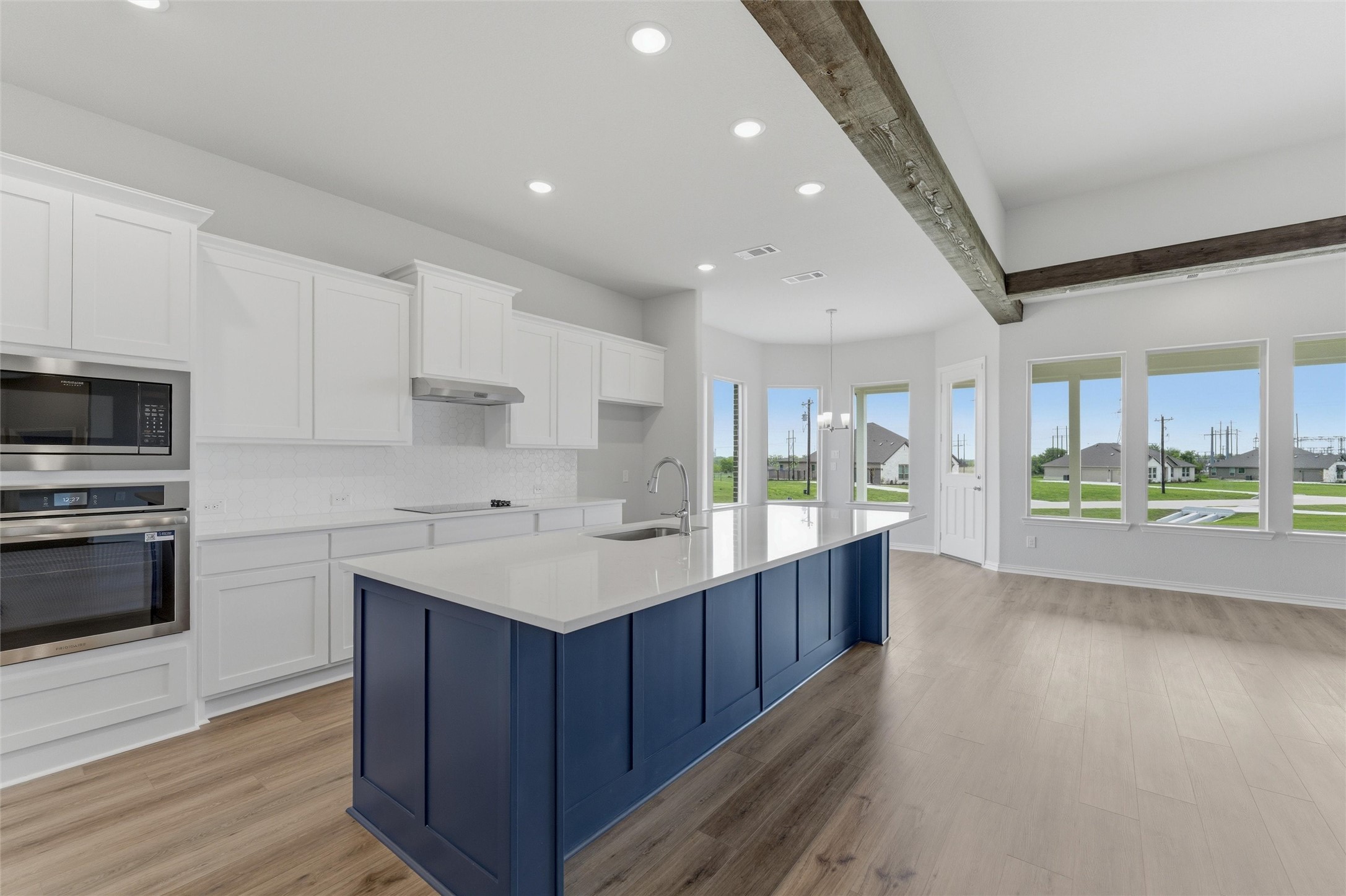21 Zion Way Valley View TX 76272