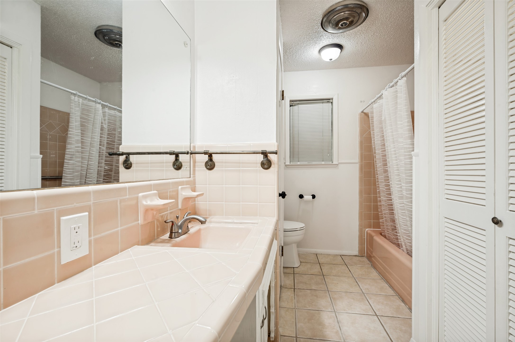 19 Shadowood Lane Gainesville TX 76240