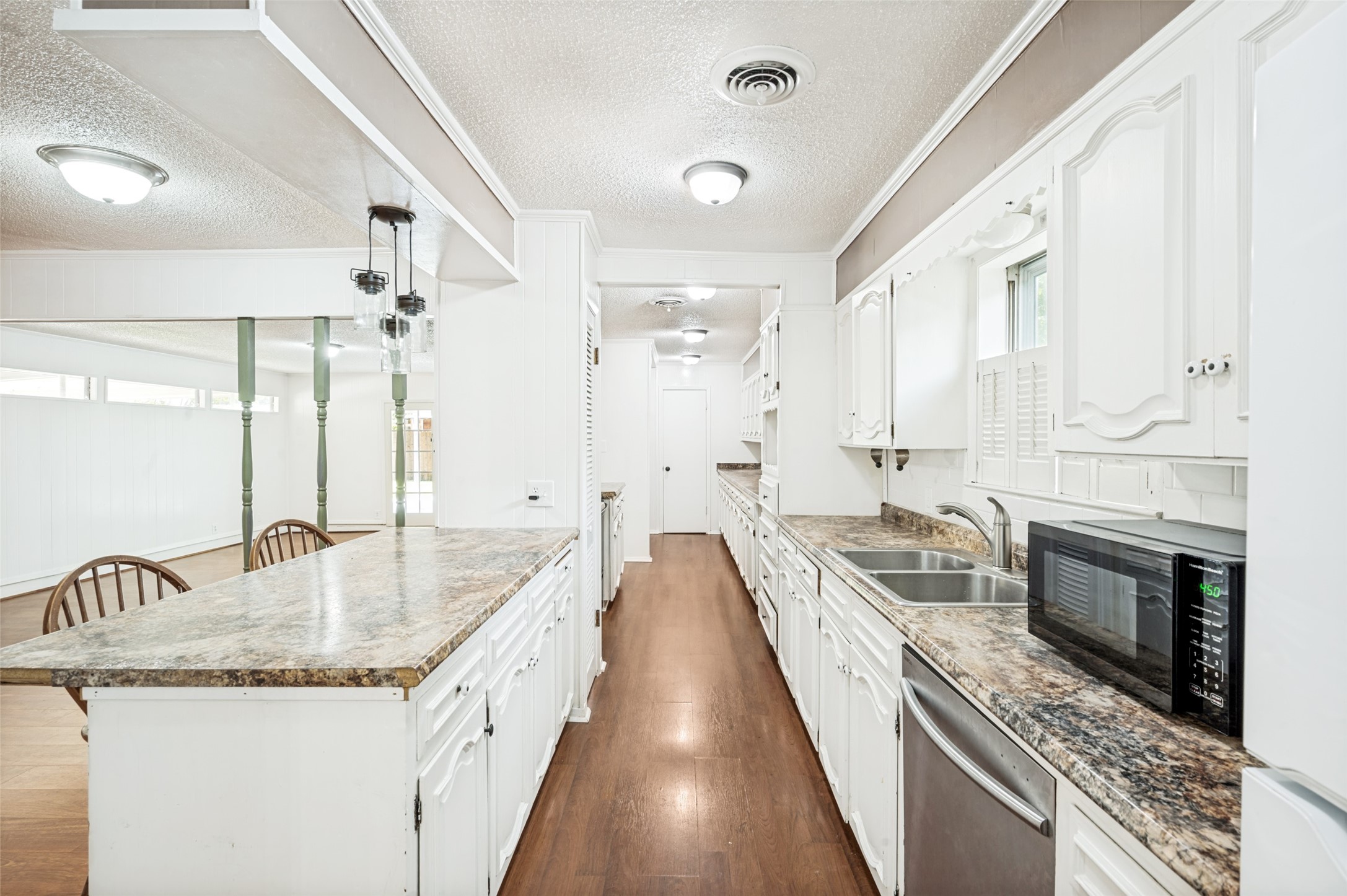 19 Shadowood Lane Gainesville TX 76240