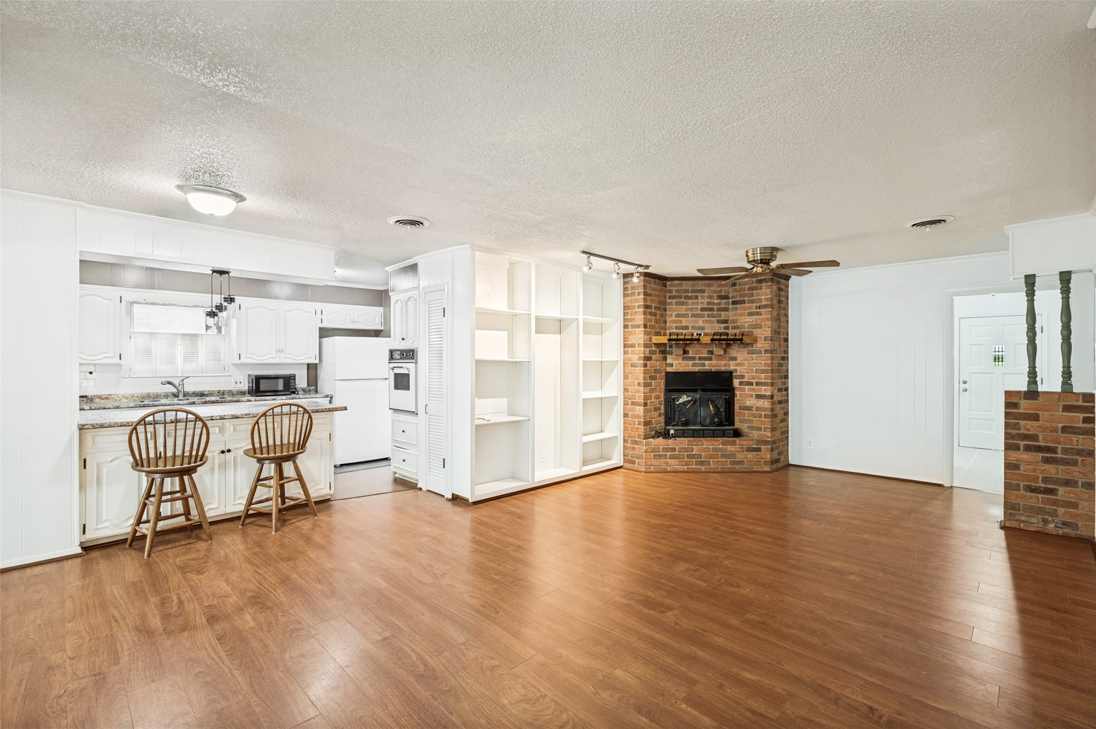 19 Shadowood Lane Gainesville TX 76240