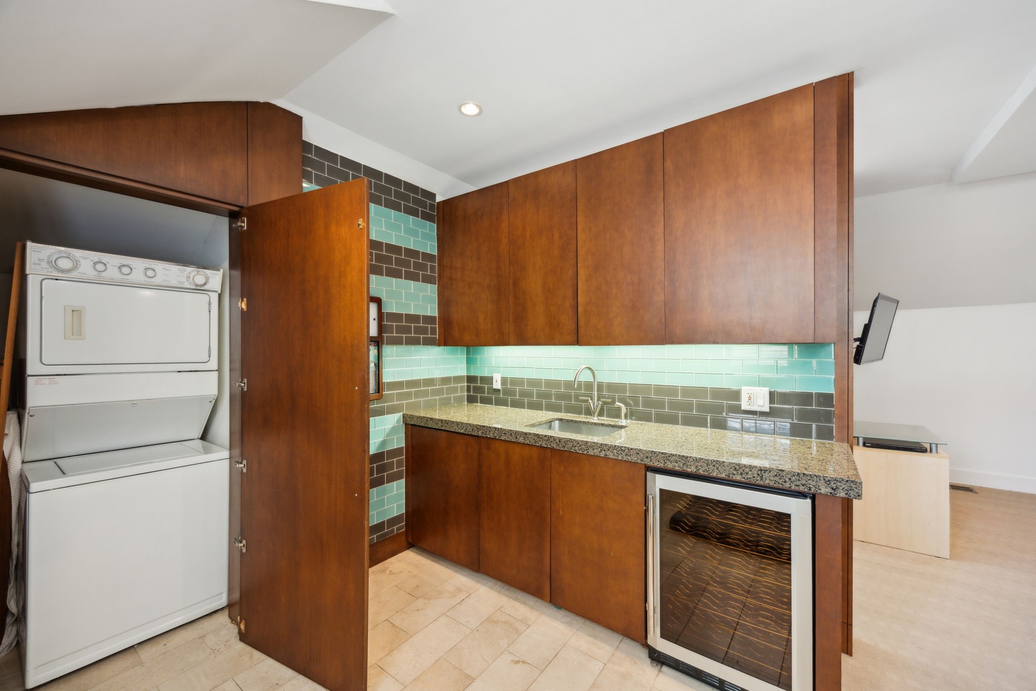 6329 Richmond Avenue Dallas TX 75214