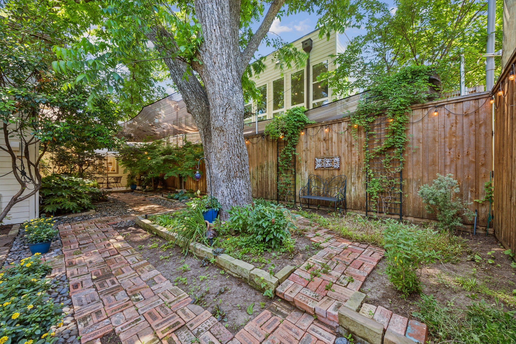 6329 Richmond Avenue Dallas TX 75214