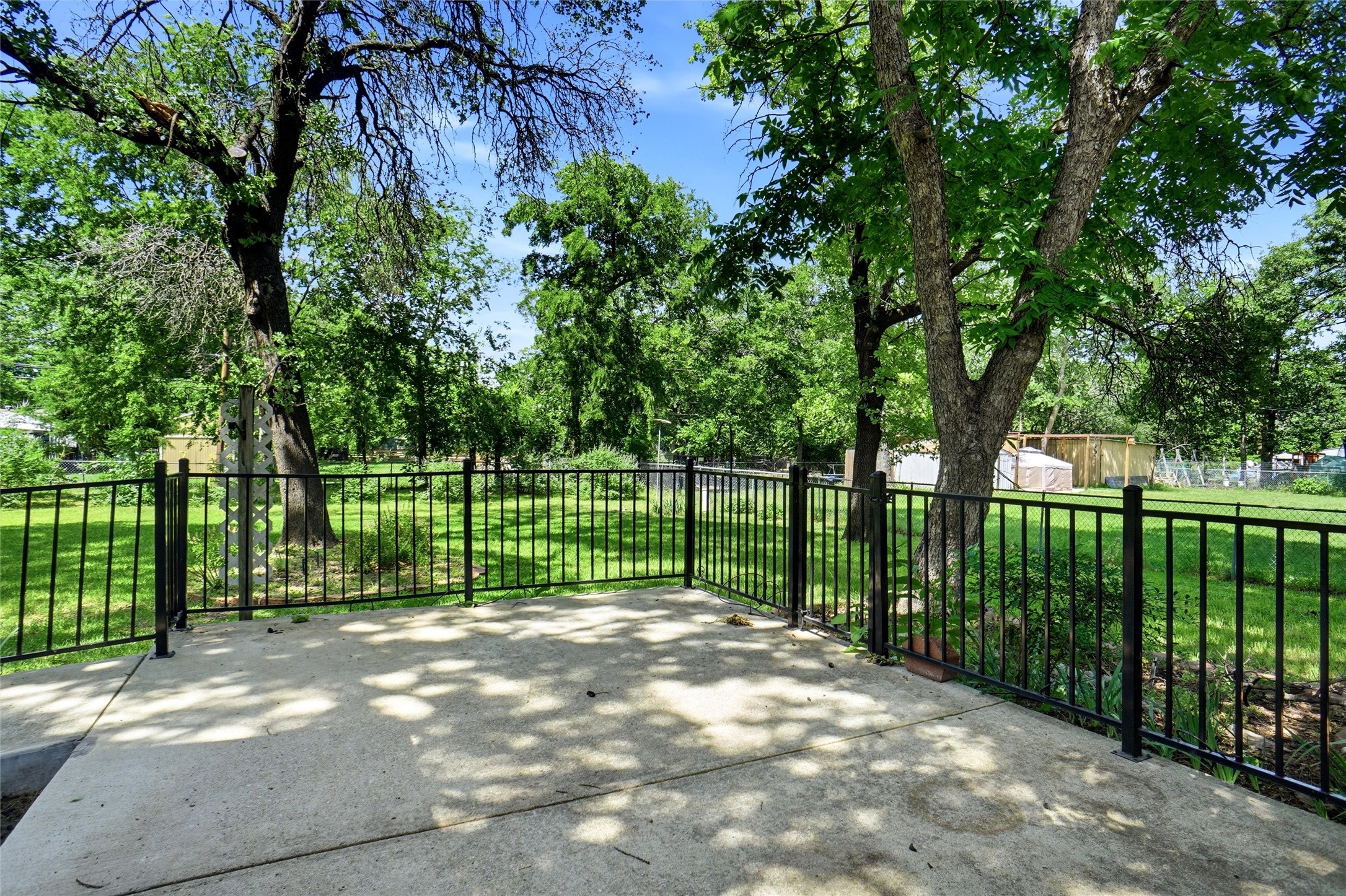 1017 Jarvis Lane Azle TX 76020