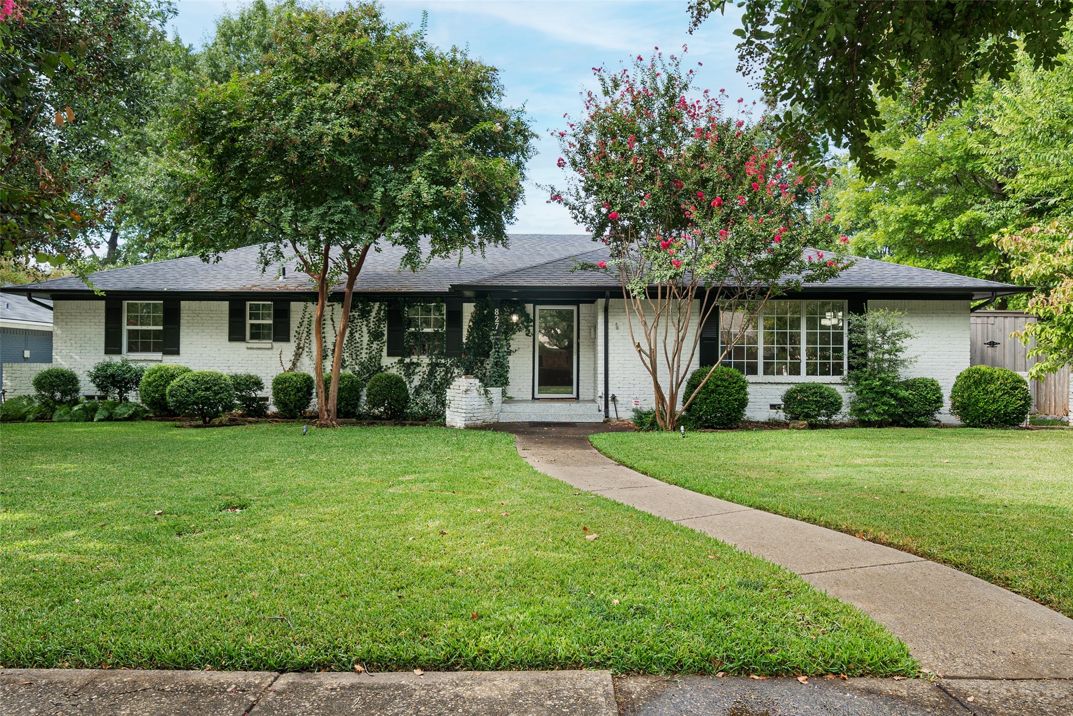 827 Sylvania Drive Dallas TX 75218
