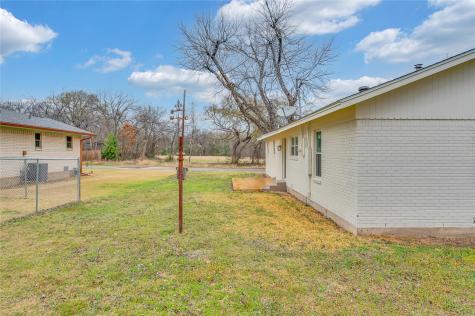 214 N Avenue P Clifton TX 76634