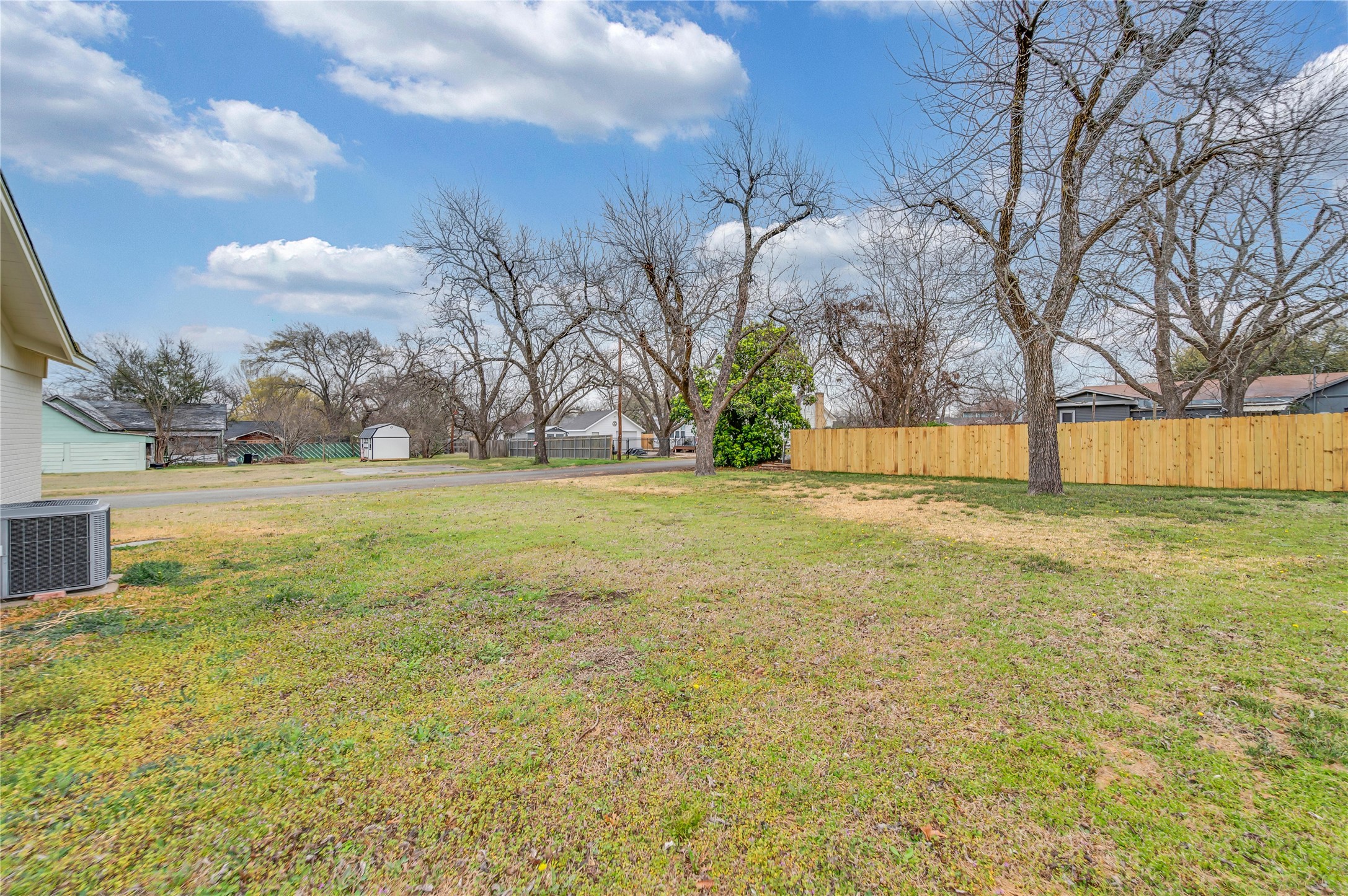 214 N Avenue P Clifton TX 76634