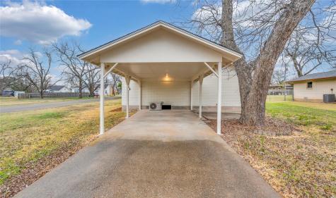 214 N Avenue P Clifton TX 76634