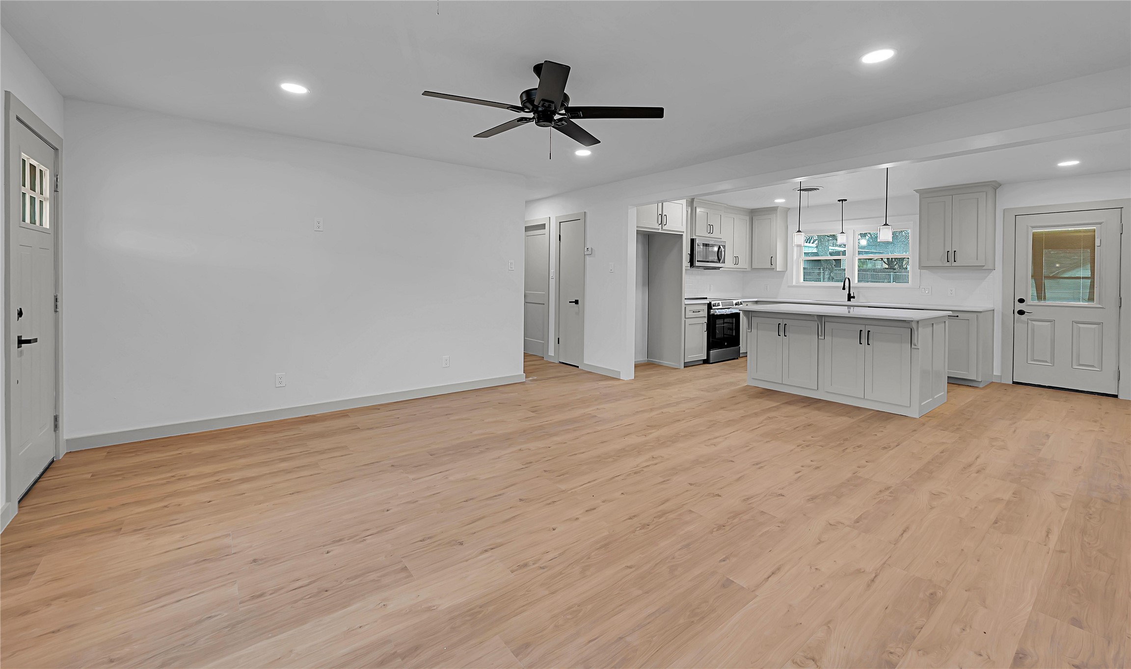 214 N Avenue P Clifton TX 76634