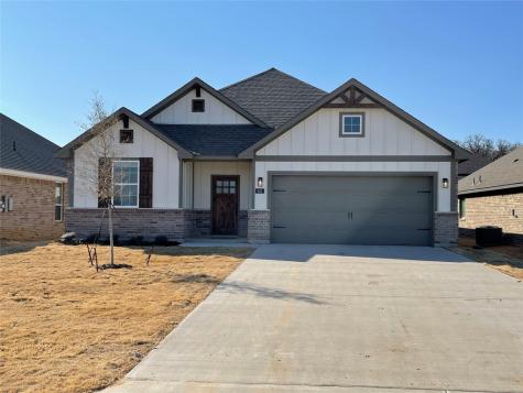 643 W Gould Street Pilot Point TX 76258