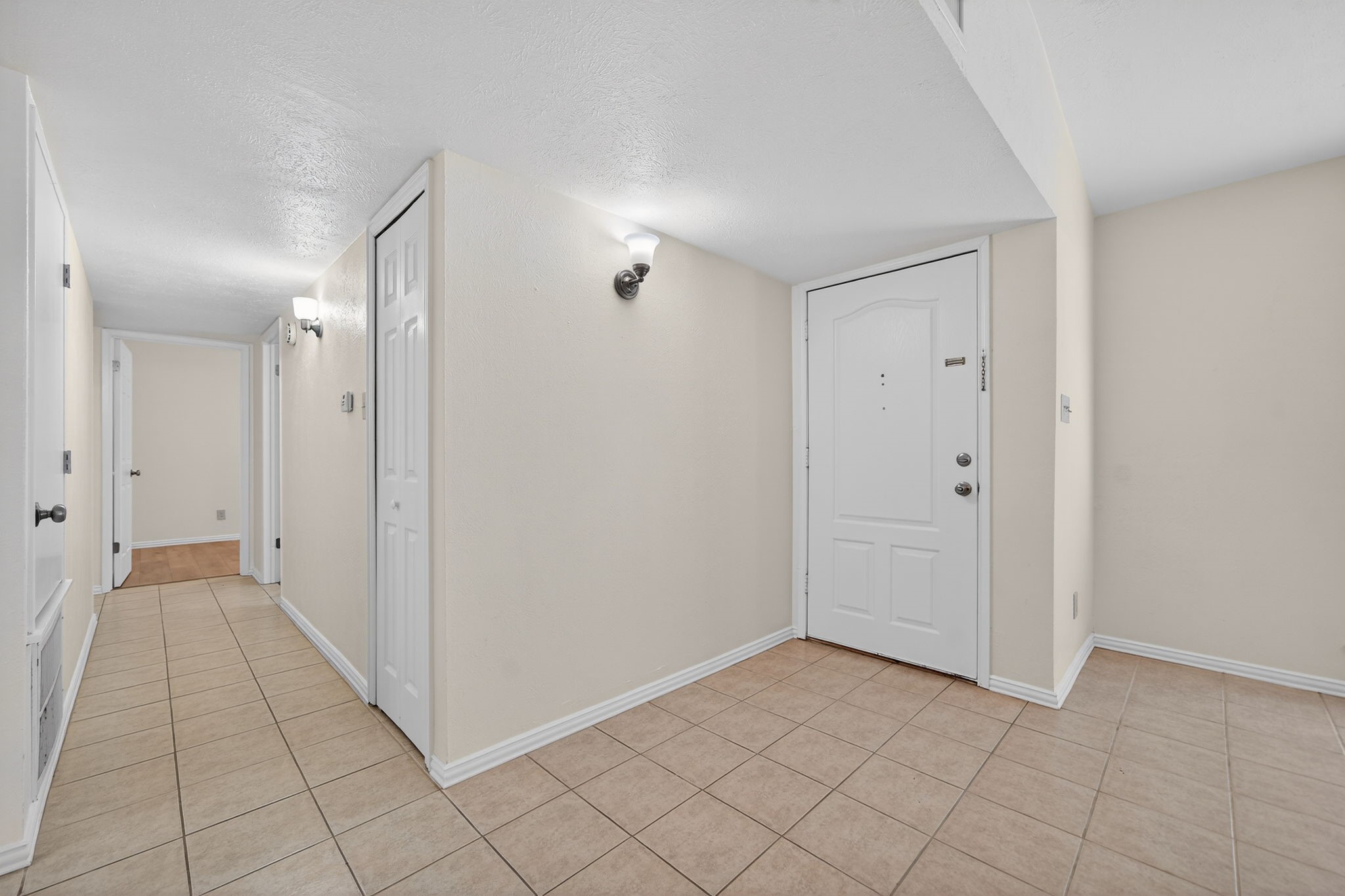1918 Lamont Drive Garland TX 75040