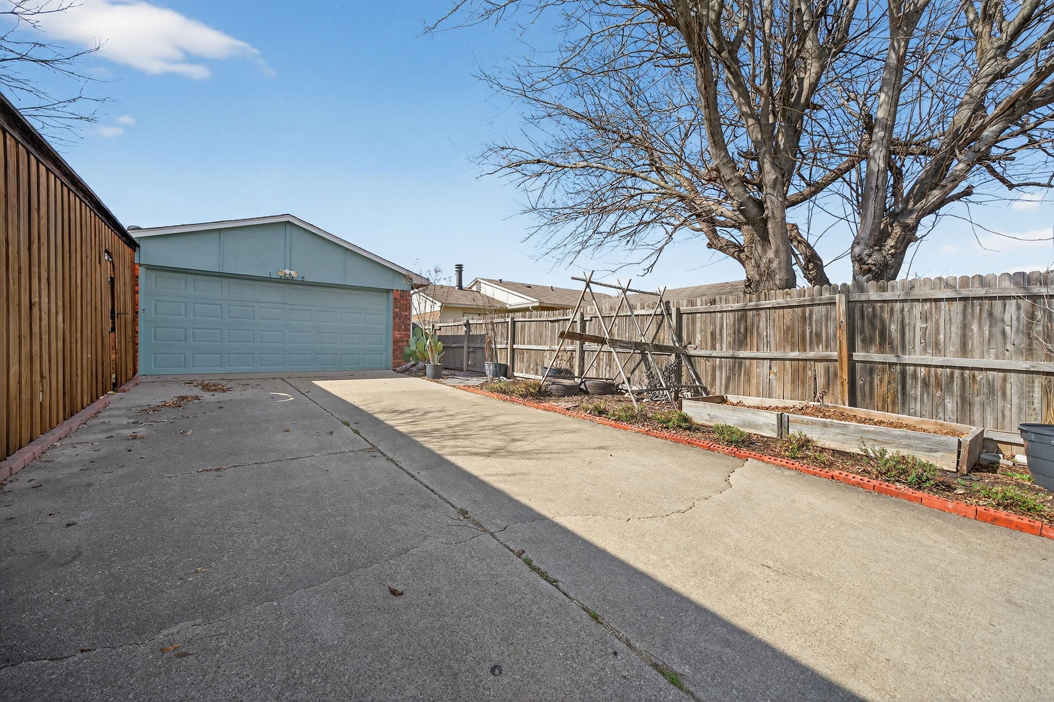 1918 Lamont Drive Garland TX 75040
