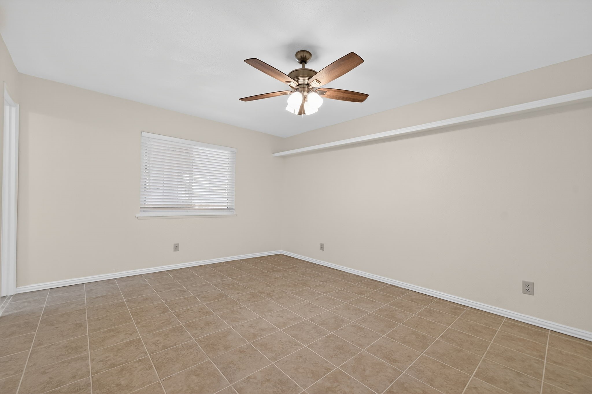 1918 Lamont Drive Garland TX 75040