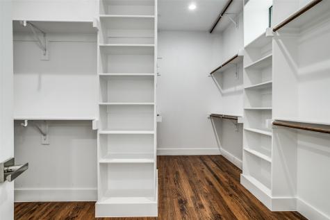 2042 Bickers Street Dallas TX 75212