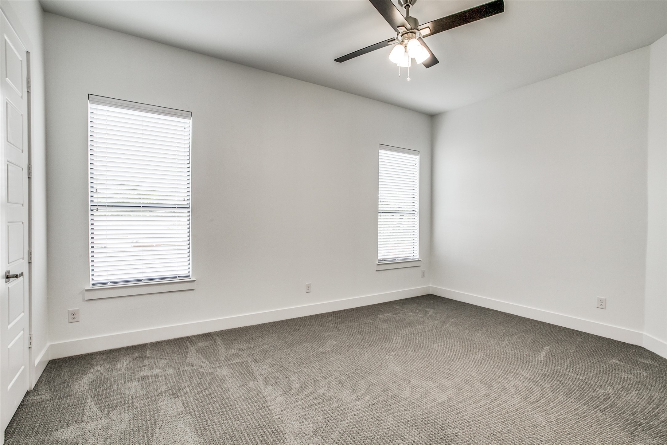 2042 Bickers Street Dallas TX 75212