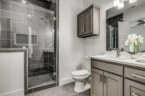 2042 Bickers Street Dallas TX 75212