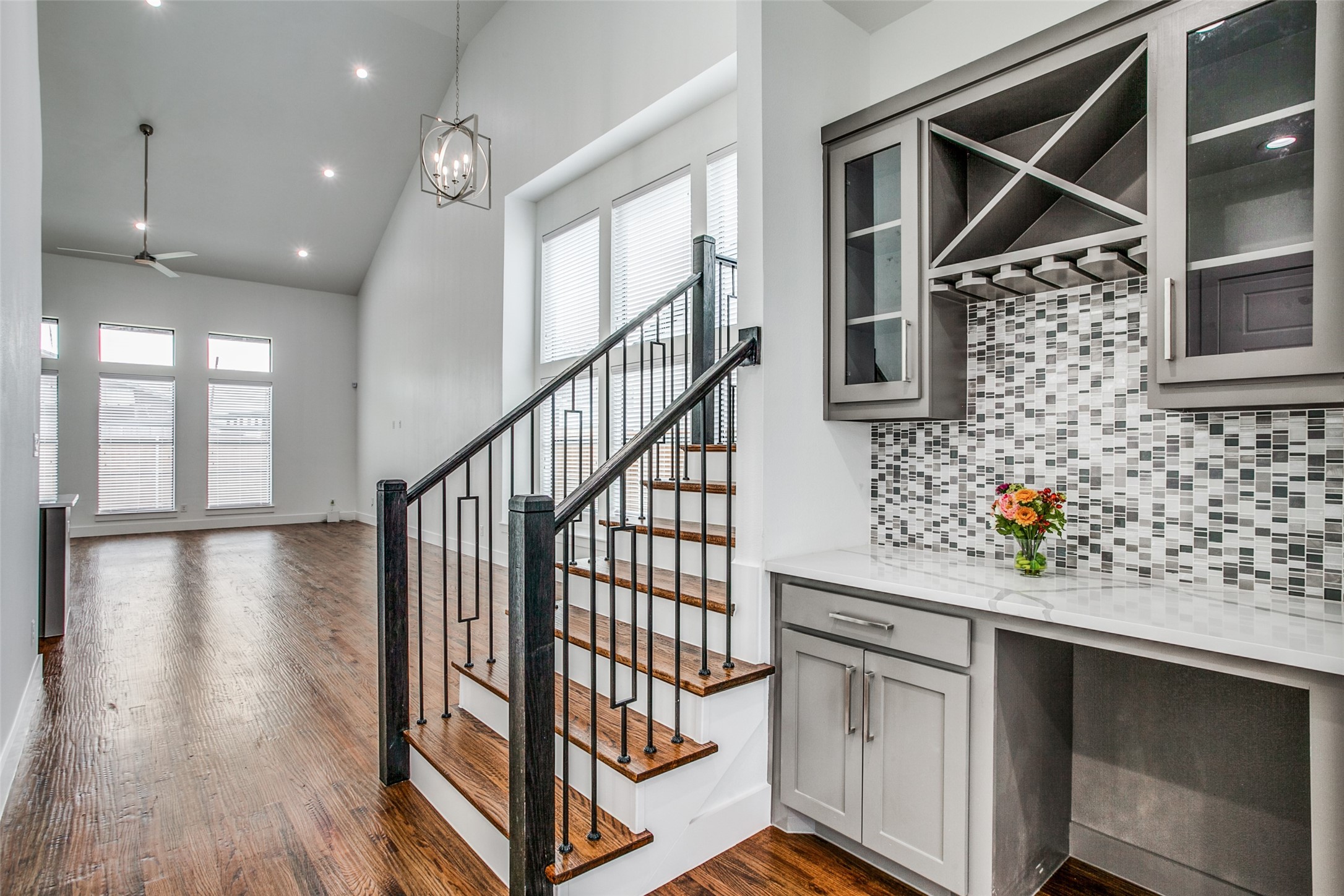 2042 Bickers Street Dallas TX 75212