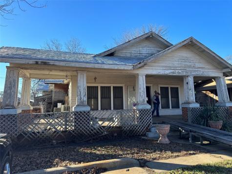1705 Lucile Avenue Wichita Falls TX 76301