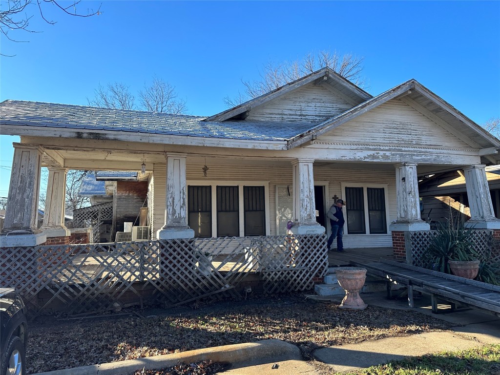 1705 Lucile Avenue Wichita Falls TX 76301