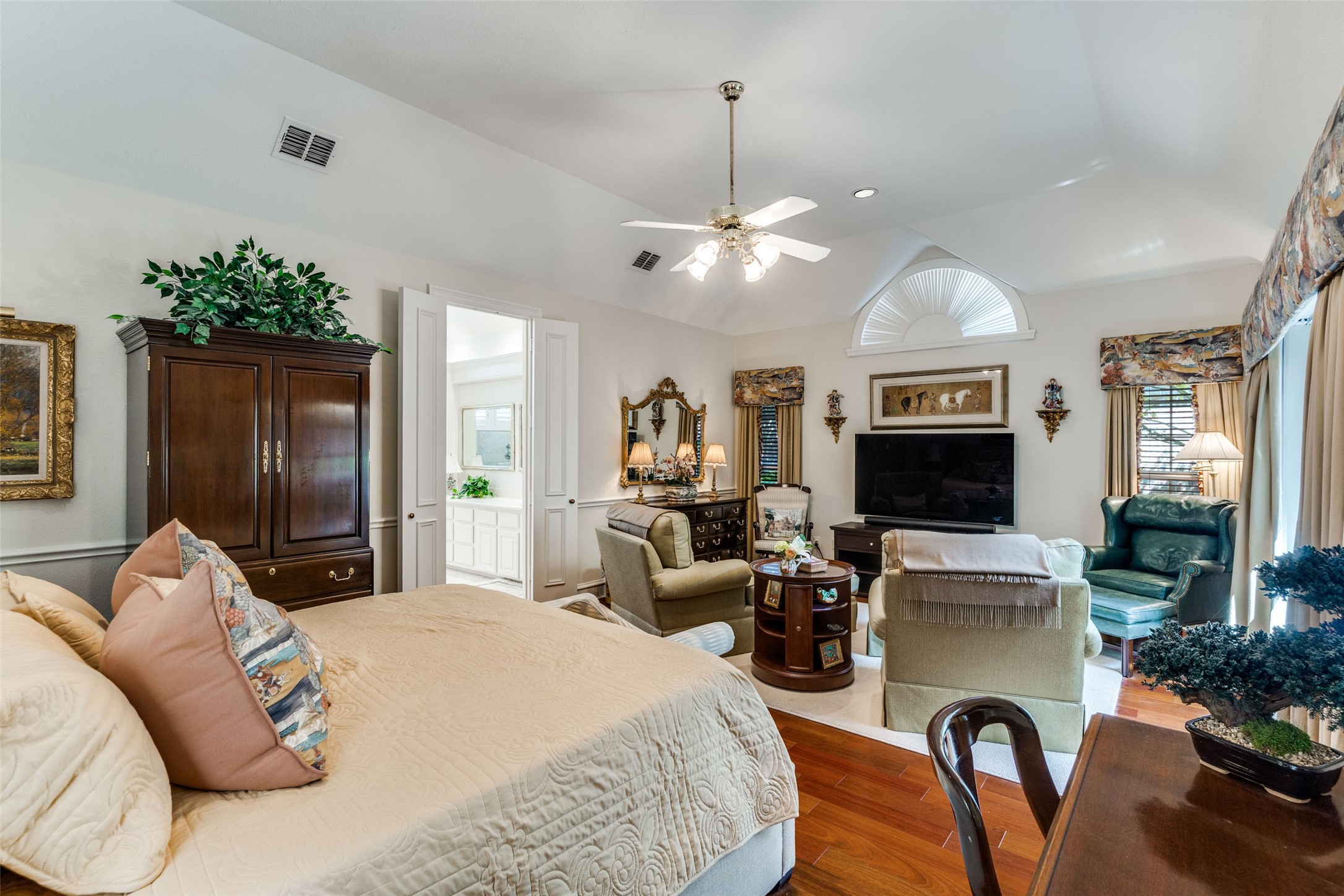 4 Glenmeadow Court Dallas TX 75225
