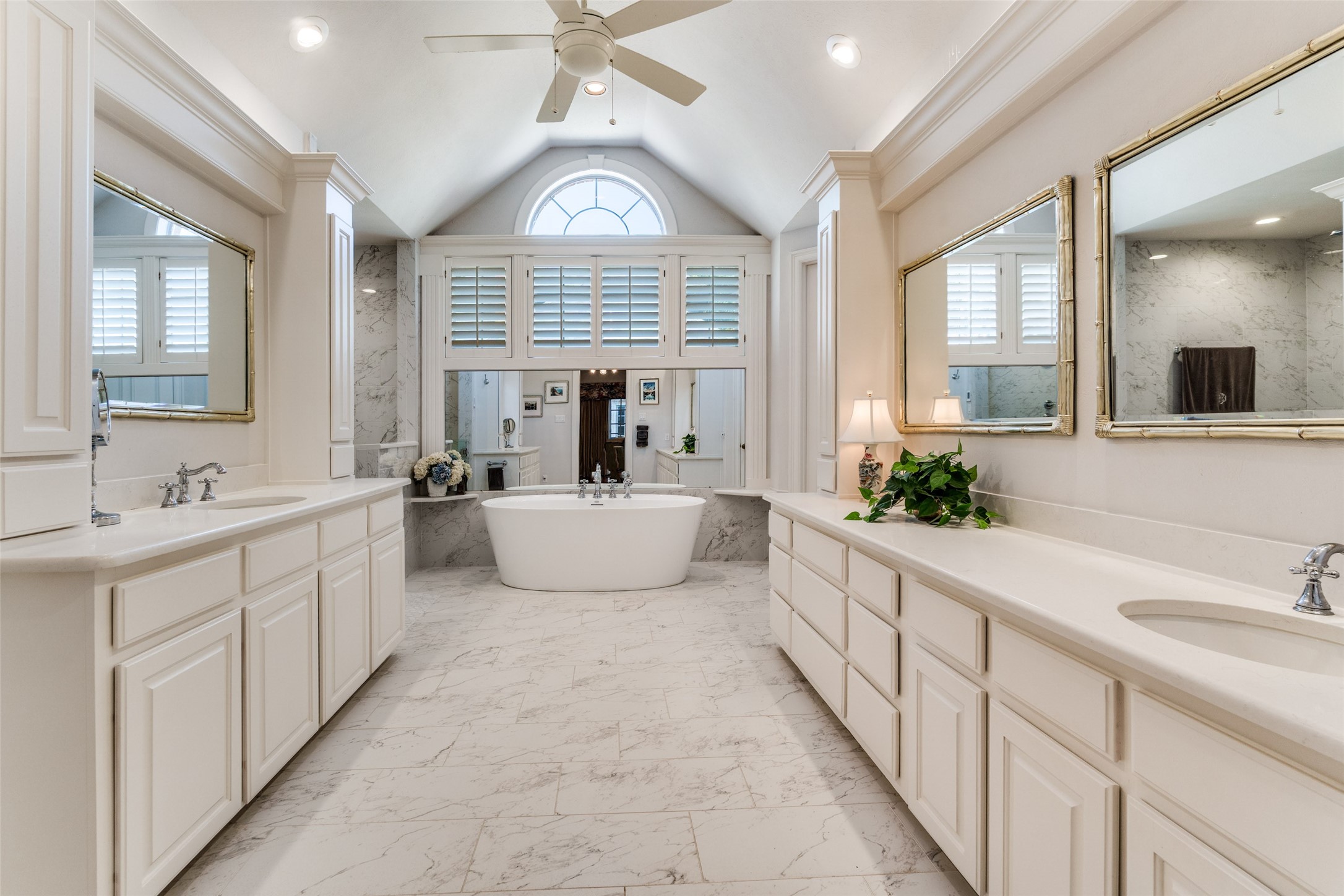 4 Glenmeadow Court Dallas TX 75225