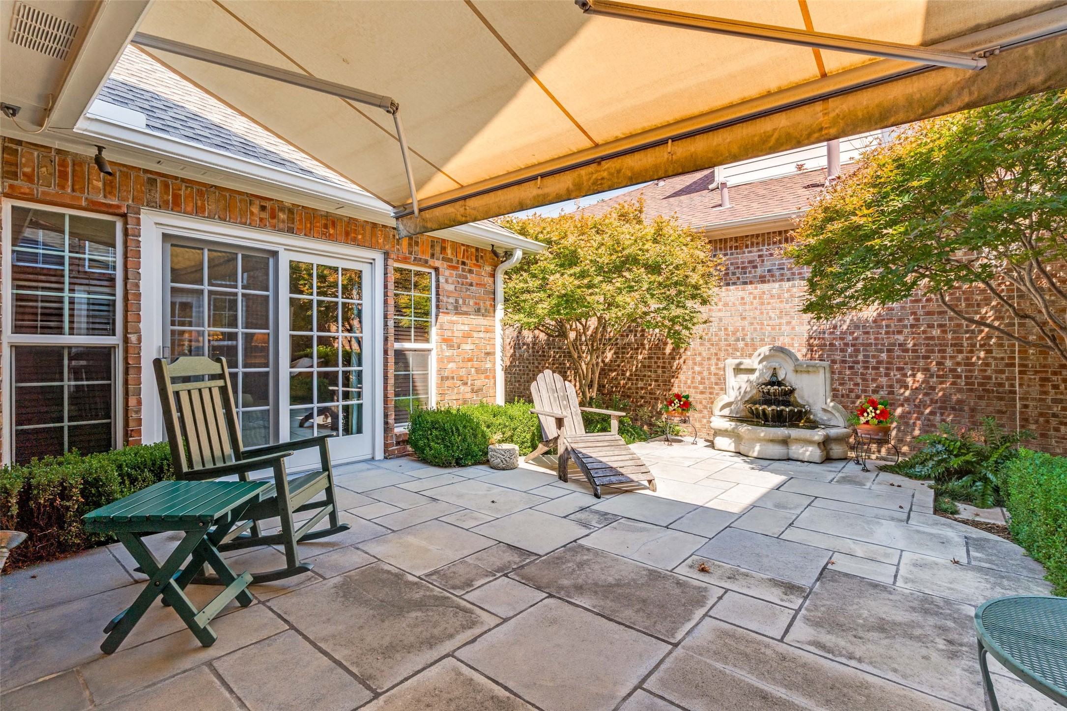 4 Glenmeadow Court Dallas TX 75225