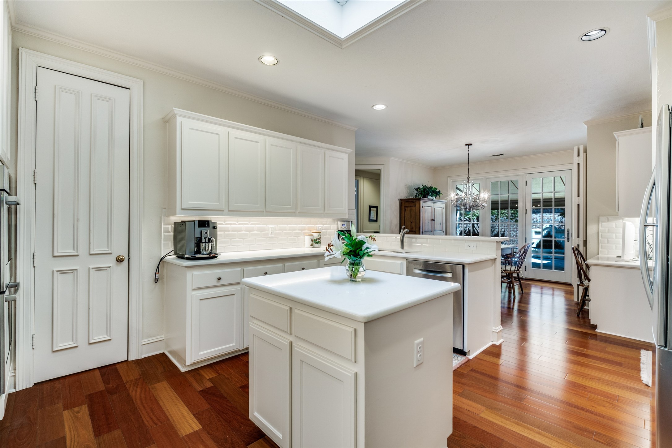 4 Glenmeadow Court Dallas TX 75225