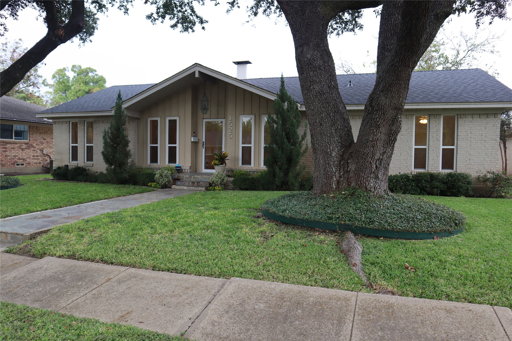 1525 Charleston Drive Garland TX 75041