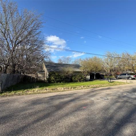511 Rogers Road Newark TX 76071