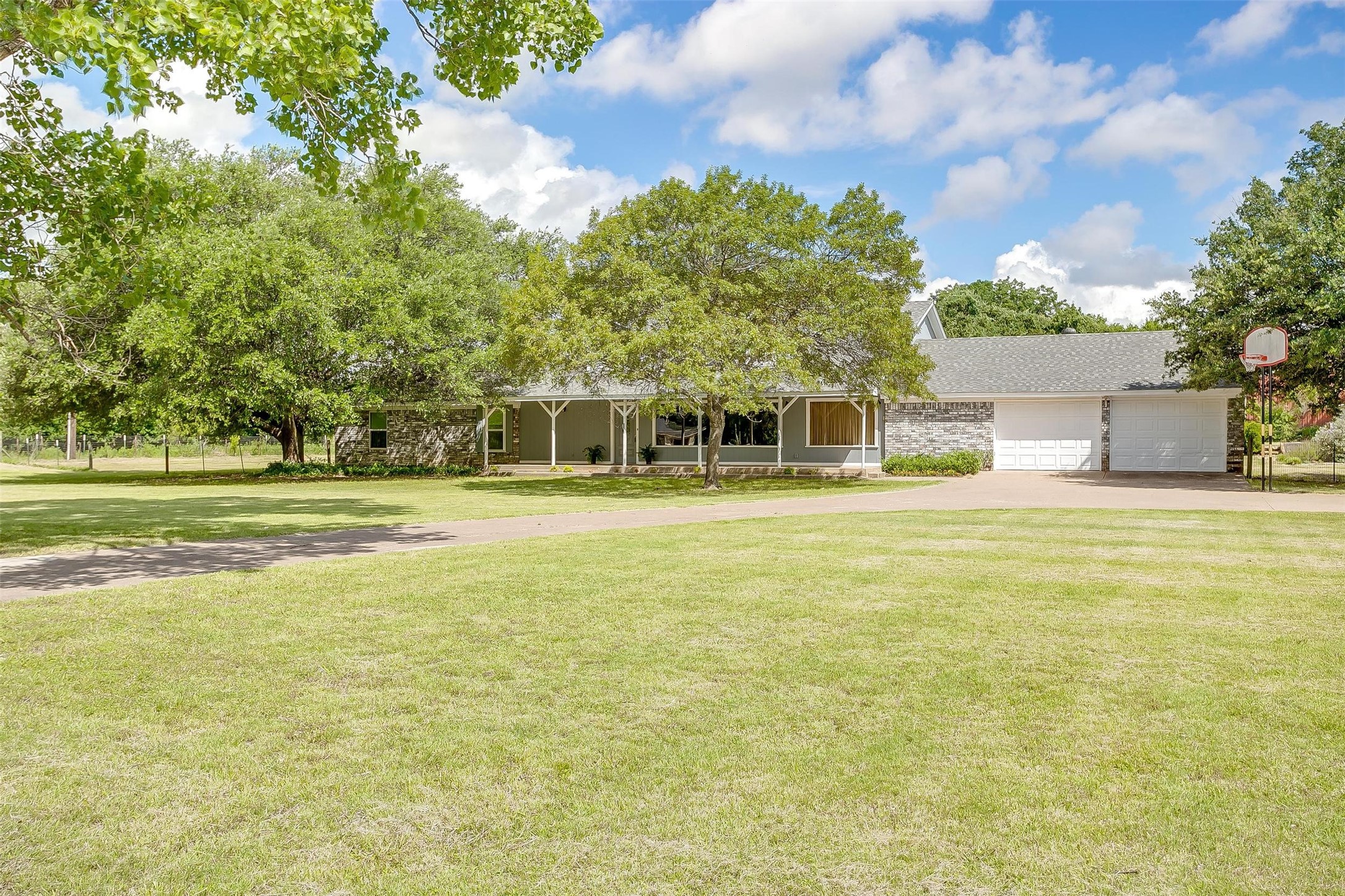3409 County Road 531 Burleson TX 76028