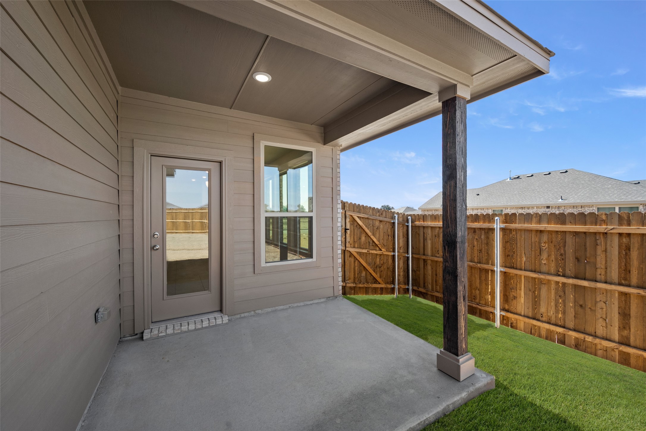 1904 Cheyenne Drive Cleburne TX 76033